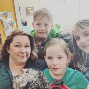 Meet your Posher, Dana